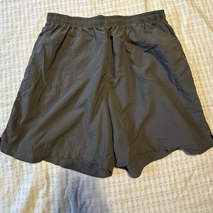 Size 1x Columbia woman’s shorts
